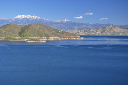 View of Diamond Valley Lake and Mt. San Jacinto.の写真素材