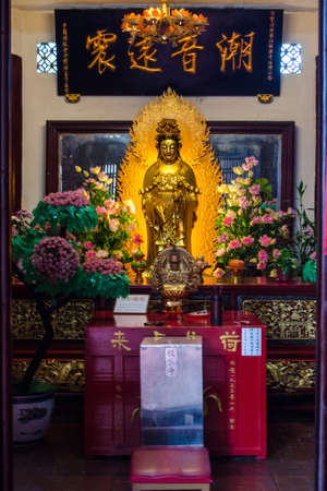 Buddhist Statues Buddha Temple Kek Lok Si. Most famous buddhist temple in Penang, Malaysiaのeditorial素材