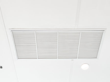 Ceiling mounted cassette type air conditioner