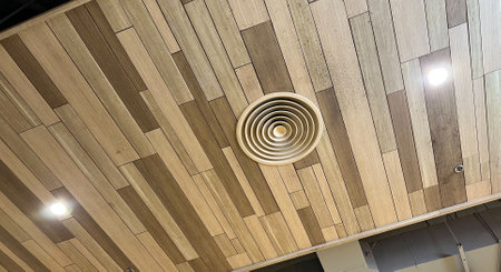Ceiling mounted cassette type air conditioner