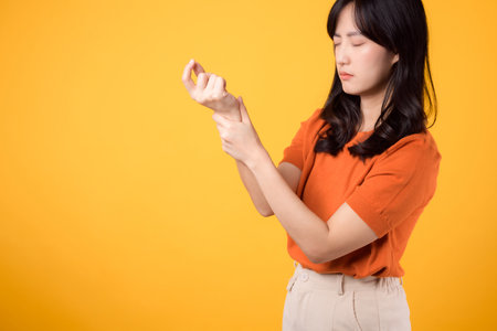 Chronic wrist pain depicted in a portrait of person's suffering. Illustration of joint inflammation and discomfort.の写真素材