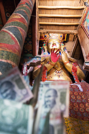 Maitreya Buddha in Basgo Gompa (Maitreya Temples) The mud-brick fortress is perched high in the hills of Ladakh, between the Himalaya and Karakoram mountain ranges in northern India.のeditorial素材
