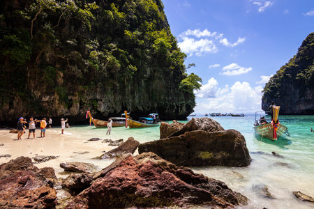 Krabi, Thailand - December, 2020: Beautiful turquoise ocean of Pileh Lagoon is a very beautiful place and one of the popular tourist attractions in Phi Phi Le island in Krabi, Thailand.のeditorial素材