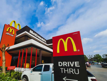 Ayutthayaâ-Thailandâ,07/01/2020â: KFC fast food restaurant. Kentucky Fried Chicken (KFC) is the world's second largest restaurant chain with almost 20,000 locations globally.のeditorial素材