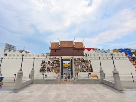 NAKHONRATCHASIMA THAILAND - APRIL 28, 2024 :  Chumpol gate at The memorial monument of Thao Suranaree or Grandma Mo locate on Chumpol Road, Nakhonratchasima, Thailandのeditorial素材