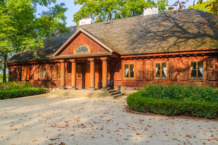 Traditional cottage house in rural area of Radziejowice village, Polandのeditorial素材