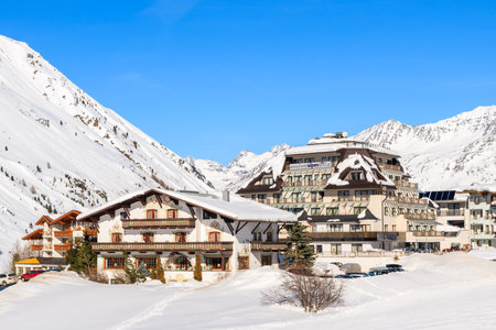 HOCHGURGL VILLAGE, AUSTRIA - JAN 30, 2018: Mountain village with hotels and houses in beautiful Hochgurgl-Obergurgl ski area, Tirol, Austria.のeditorial素材