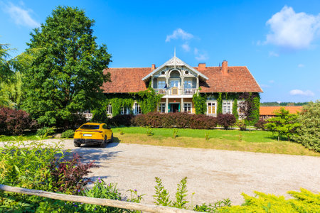 Old traditional rural house in Galkowo village near Krutynia river, Masurian Lakes, Polandのeditorial素材