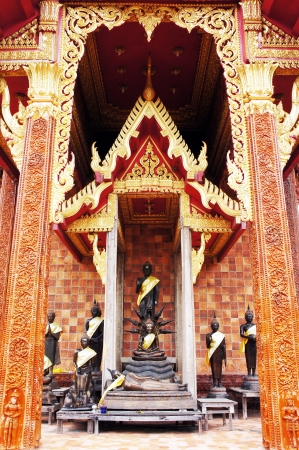 The statue in front of the church 5                 の写真素材