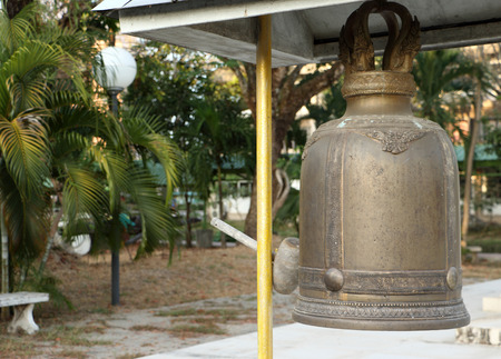 Drums, bells The voice of the      Buddhism - a way of Thailand   In the past, the country has not developed as today  Watches are usually only based measurements only  You just need the drum or gong bell    のeditorial素材
