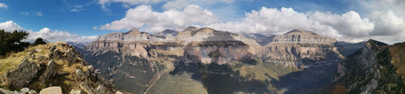 Panorama view of the three king mountains in the ordesa national park in the pyrenees in northern spainの写真素材