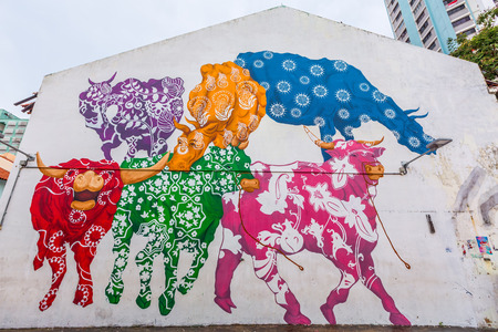 Singapore city, Singapore - August 8, 2015: Colorful painted walls and graffiti street art in the Little India neighborhood of Singapore.のeditorial素材