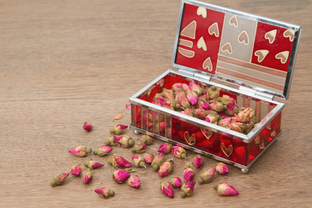 Rose Tea ,dried rose buds tea in glass box