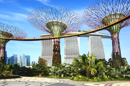 Marina Bay Sands and Supertree Grove, Singaporeのeditorial素材
