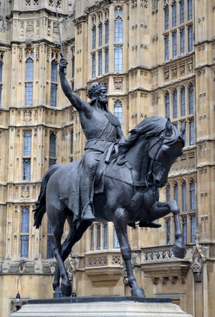 Statue of a king in London on a horse のeditorial素材