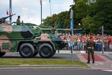 Gun howitzer Dana 152のeditorial素材