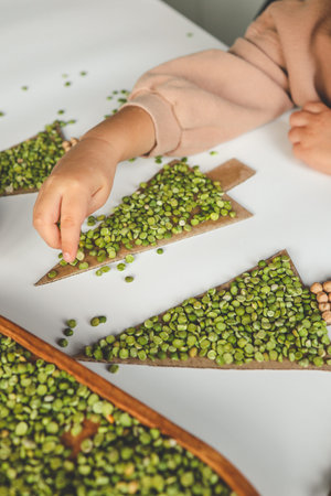 Idea for children's sensory creativity at home.