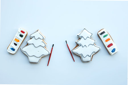 Gingerbread in the shape of a Christmas tree for coloring yourself, an idea for creativity with children.の写真素材