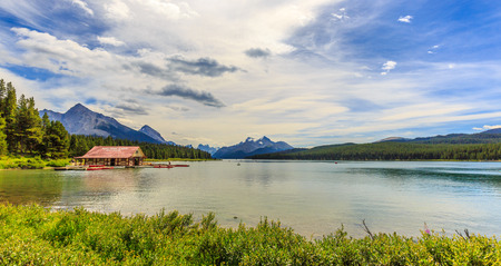 Valemount, BC Canada - AUGUST 10, 2014: The historic Curly Philips Boathouse on Maligne Lake, in Jasper National Parkのeditorial素材