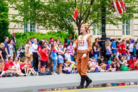 Washinton, D.C., USA - July 4, 2015: Fa lun Da Fa Marching Band in the annual National Independence Day Parade 2015.のeditorial素材