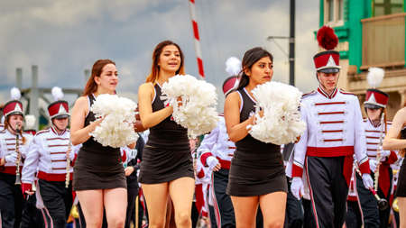 Portland, Oregon, USA - June 11, 2016: Tualatin High School Marching Band in the Grand Floral Parade during Portland Rose Festival 2016.のeditorial素材