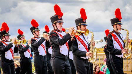 Portland, Oregon, USA - June 11, 2016: Battle Ground High School Marching Band in the Grand Floral Parade during Portland Rose Festival 2016.のeditorial素材