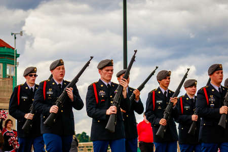 Portland, Oregon, USA - June 11, 2016: Oregon City High School Marching Band in the Grand Floral Parade during Portland Rose Festival 2016.のeditorial素材