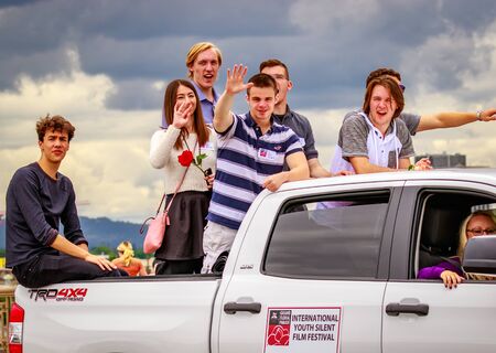 Portland, Oregon, USA - June 11, 2016: International Youth Silent Film Festival Winners in the Grand Floral Parade during Portland Rose Festival 2016.のeditorial素材