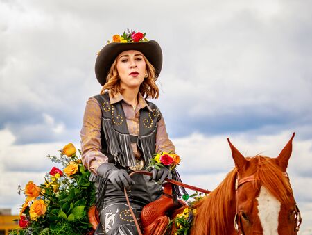 Portland, Oregon, USA - June 11, 2016: Pendleton Round-Up Court in the Grand Floral Parade during Portland Rose Festival 2016.のeditorial素材