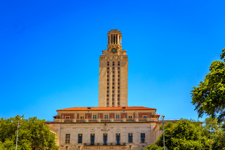 Austin, Texas, USA - JUNE 6, 2016: The Main Building (known colloquially as The Tower) is a structure at the center of the University of Texas at Austin campus in Downtown Austin, Texas, United States.のeditorial素材