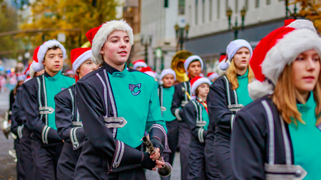 Portland, Oregon, USA - November 25, 2016: Canby High School Marching Band in the annual My Macy's holiday Parade across Portland Downtown.のeditorial素材