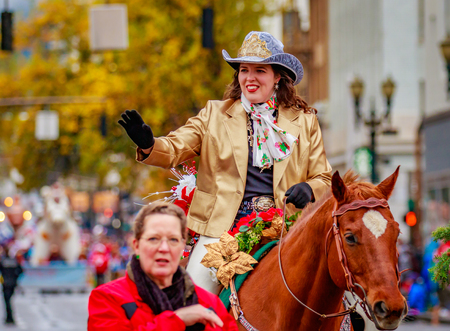 Portland, Oregon, USA - November 25, 2016: Tillamook County Rode Queen in the annual My Macy's holiday Parade across Portland Downtown.のeditorial素材