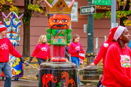 Portland, Oregon, USA - November 25, 2016: Costumed characters march in the annual My Macy's holiday Parade across Portland Downtown.のeditorial素材