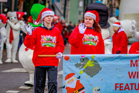 Portland, Oregon, USA - November 25, 2016: Costumed characters march in the annual My Macy's holiday Parade across Portland Downtown.のeditorial素材