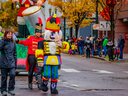 Portland, Oregon, USA - November 25, 2016: Costumed characters march in the annual My Macy's holiday Parade across Portland Downtown.のeditorial素材