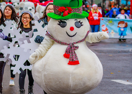 Portland, Oregon, USA - November 25, 2016: Costumed characters march in the annual My Macy's holiday Parade across Portland Downtown.のeditorial素材