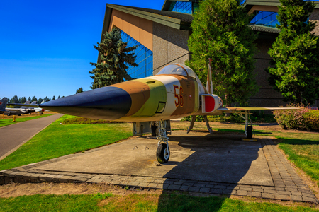 McMinnville, Oregon - August 21, 2017: US Air Force Northrop F-5E Tiger II with desert strip on exhibition at Evergreen Aviation & Space Museum.のeditorial素材