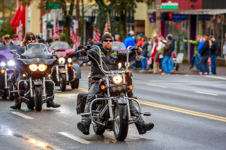 Portland, Oregon, USA - November 11, 2017:  Combat Veteran Motorcycle Association in the annual Ross Hollywood Chapel Veterans Day Parade, in northeast Portland.のeditorial素材