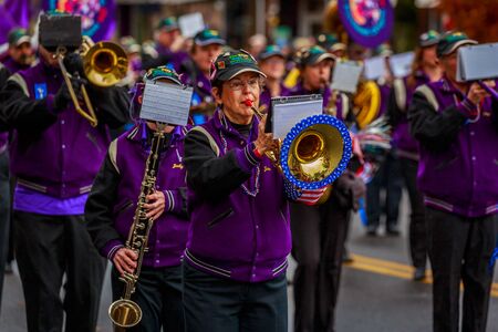 Portland, Oregon, USA - November 11, 2017: The Beat Goes On Marching Band in the annual Ross Hollywood Chapel Veterans Day Parade, in northeast Portland.のeditorial素材