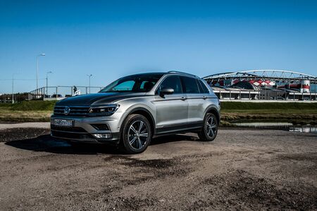 MOSCOW, RUSSIA - SEPTEMBER 22, 2017 VOLKSWAGEN TIGUAN compact 4motion crossover car SUV manufactured by Volkswagen, front-side view. Test of new car - Volkswagen Tiguan. Second generation Volkswagen Tiguan. 2.0 TSI Engine. AWDのeditorial素材