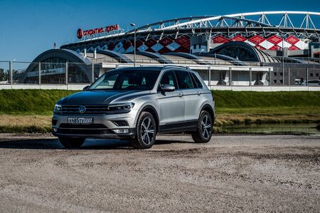 MOSCOW, RUSSIA - SEPTEMBER 22, 2017 VOLKSWAGEN TIGUAN compact 4motion crossover car SUV manufactured by Volkswagen, front-side view. Test of new car - Volkswagen Tiguan. Second generation Volkswagen Tiguan. 2.0 TSI Engine. AWDのeditorial素材