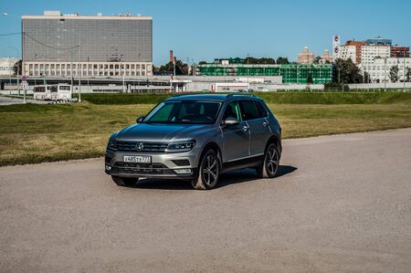 MOSCOW, RUSSIA - SEPTEMBER 22, 2017 VOLKSWAGEN TIGUAN compact 4motion crossover car SUV manufactured by Volkswagen, front-side view. Test of new car - Volkswagen Tiguan. Second generation Volkswagen Tiguan. 2.0 TSI Engine. AWDのeditorial素材