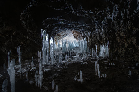 icicles created in caves due to low winter temperaturesの写真素材
