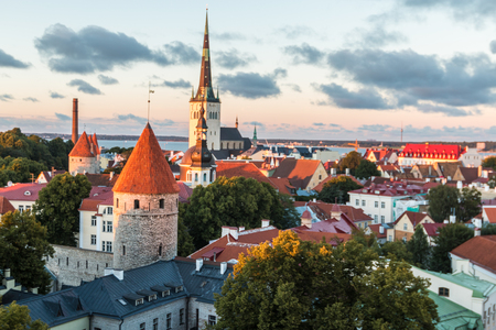 Sunset in Tallinnの写真素材