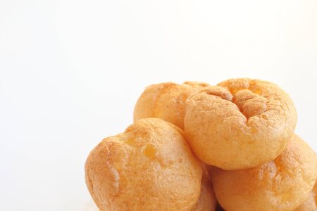 Many cream puff