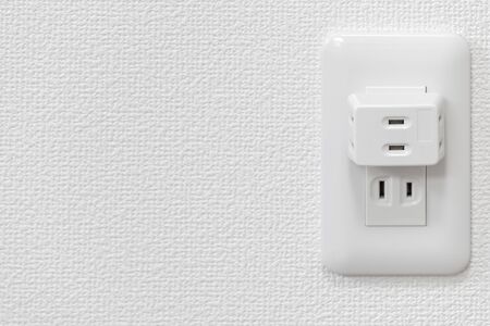 Outlet connected with triple tap