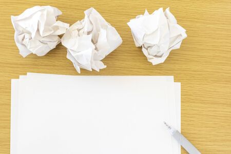 Blank paper and crumpled paperの写真素材