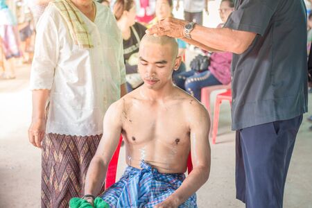 Nakhon Ratchasima, THAILAND, Nov 2015 : Thai males are ordained at the age 21 years. To follow the orders of Buddhism from the ancient times.のeditorial素材