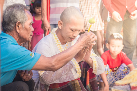 Nakhon Ratchasima, THAILAND, Nov 2015 : Thai males are ordained at the age of 21 years up to replace the grateful parents and follow the teachings of Buddhism come since ancient times.のeditorial素材