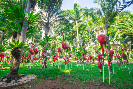 Pattaya, THAILAND, April 2017 : Statue flamingo at Nong Nooch Garden Pattaya.のeditorial素材